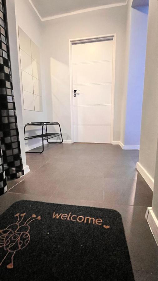 Apartament Z Widokiem Na Spodek Катовице Екстериор снимка