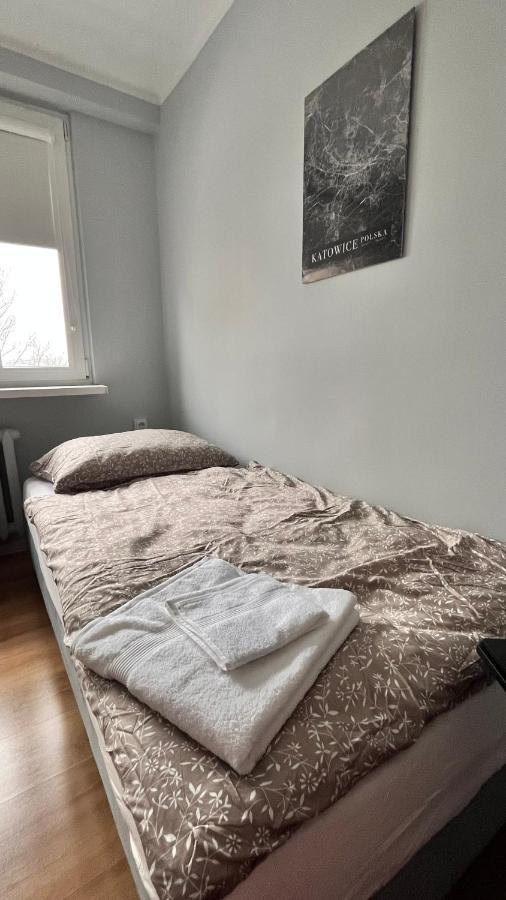 Apartament Z Widokiem Na Spodek Катовице Екстериор снимка