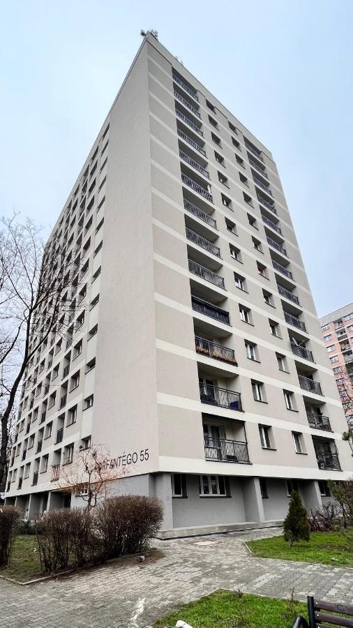 Apartament Z Widokiem Na Spodek Катовице Екстериор снимка